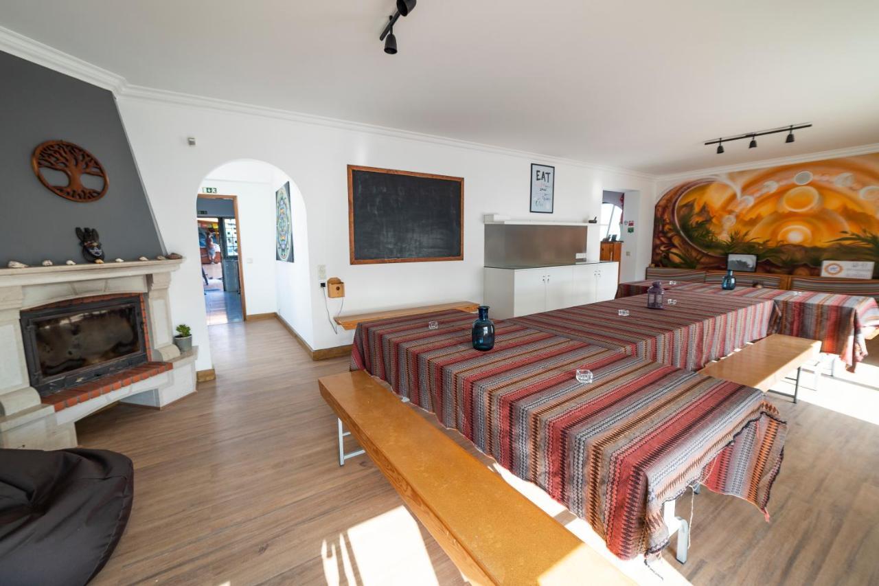 Surf Yoga Ericeira Guest House Exterior foto